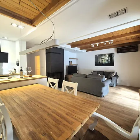 Forest House- Dom Nad Gorskim Potokiem